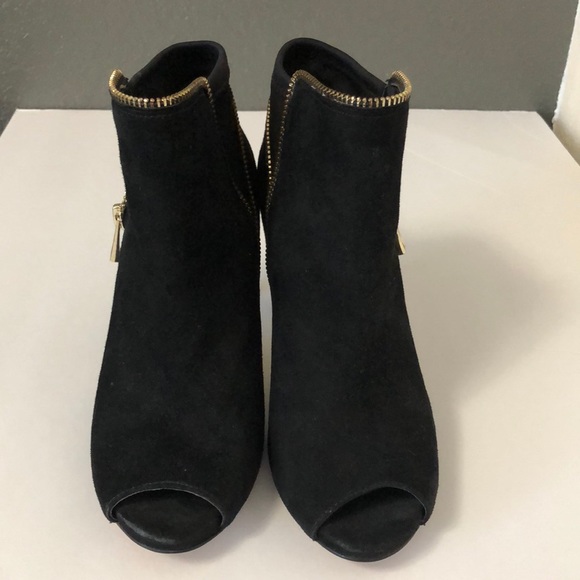 Ann Taylor Booties Size 8 - Picture 2 of 7